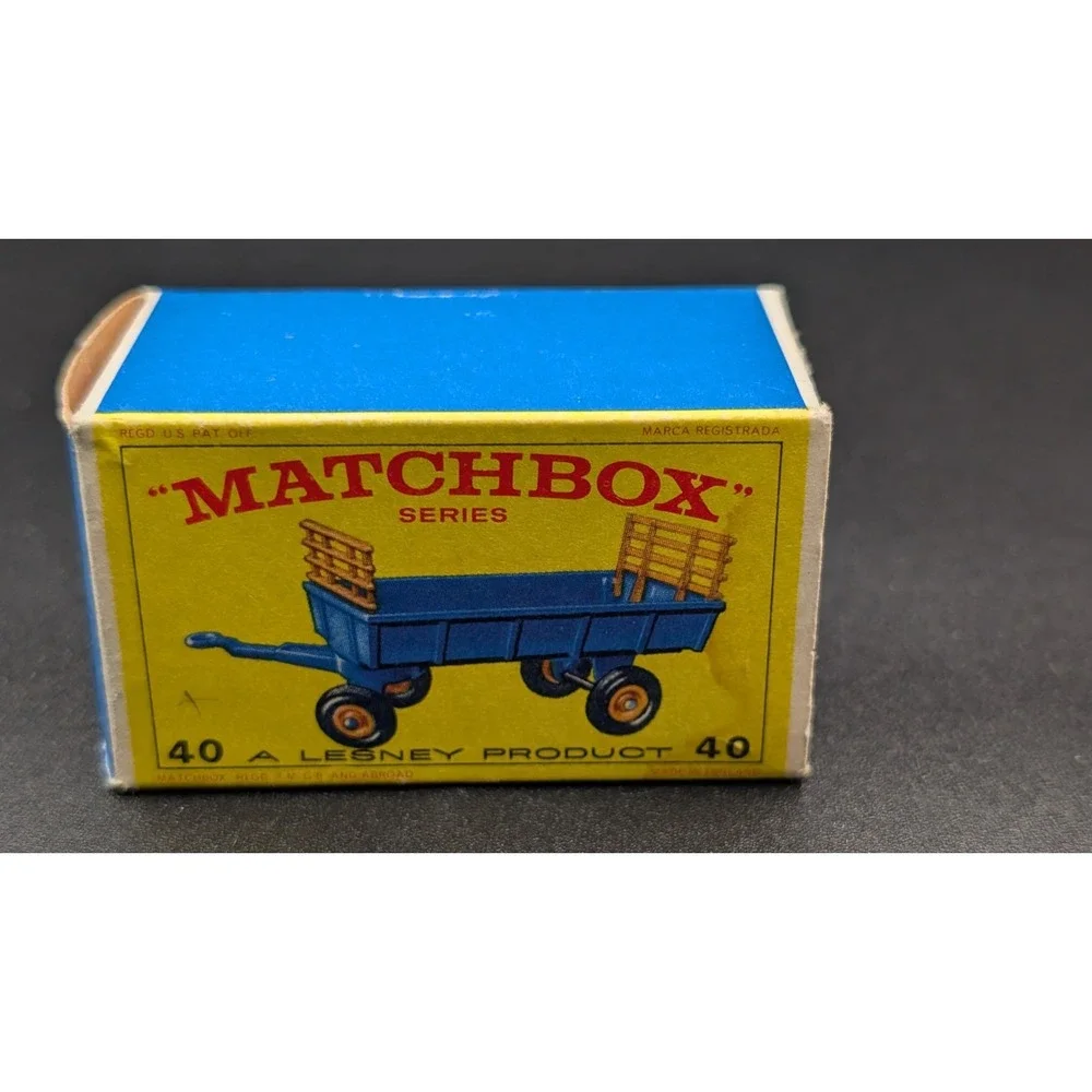 Vintage 1967 Matchbox No #40 Farm Hay Trailer with Original Box - Damaged Box
